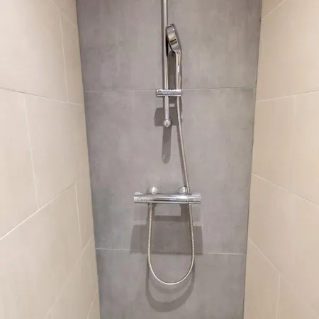 Le Grimaldi - Spacious - Ac - Wifi - Hypercentre 公寓 滨海卡涅