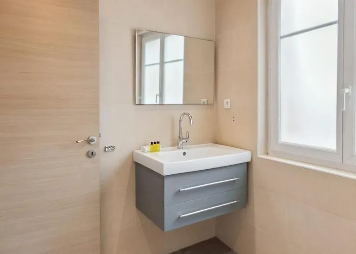 Le Grimaldi - Spacious - Ac - Wifi - Hypercentre Apartamento