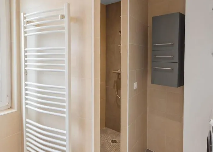 Le Grimaldi - Spacious - Ac - Wifi - Hypercentre Cagnes-sur-Mer